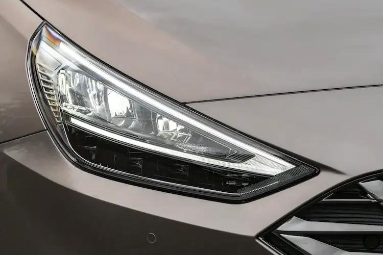 3923675 1.5T GDi 48v Hybrid Advance 5dr