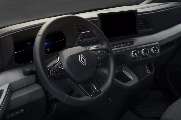 3846877 MM35 104kW 87kWh Advance Medium Roof Van Auto